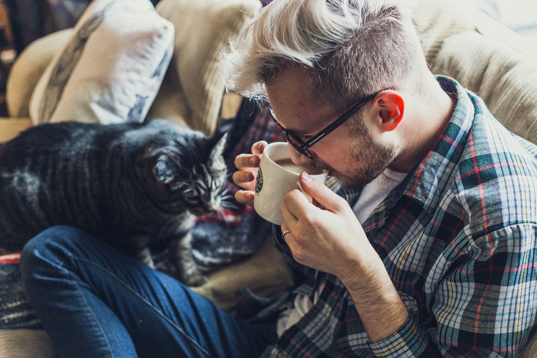 single person living with cat
